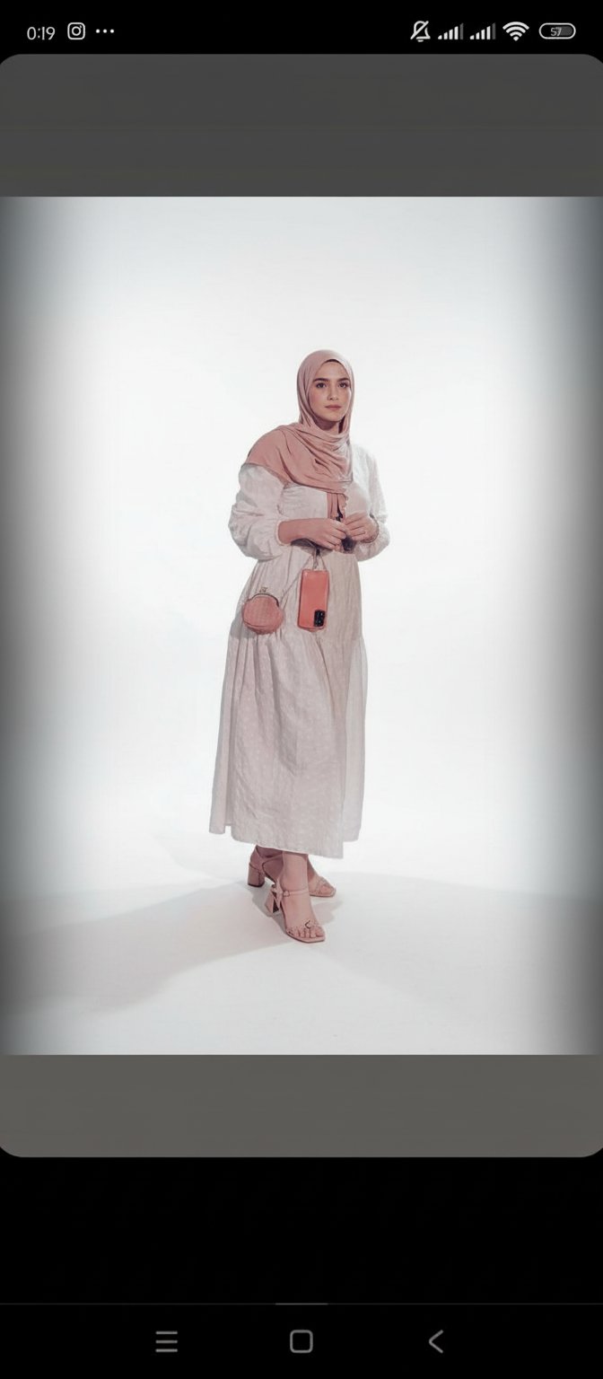 Robe blanche pour voilé et non voilé xs/s