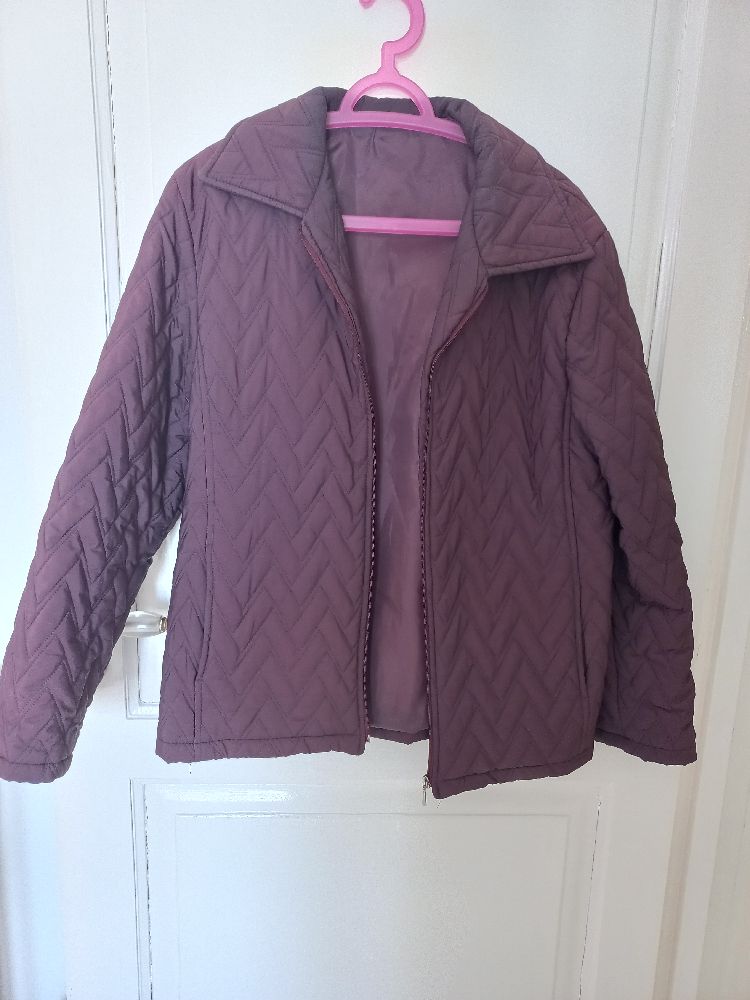 Veste matelacée violette