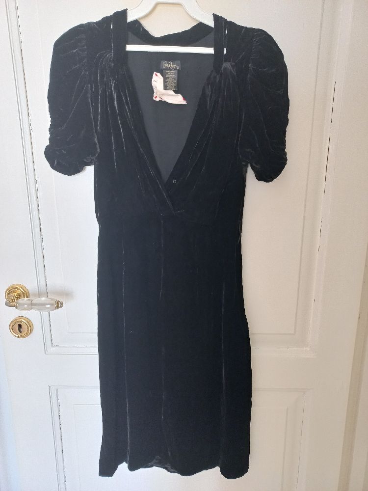 Robe noire en velour 