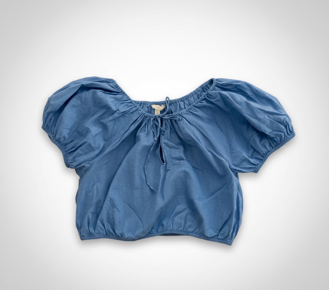 Blouse en lin bleu ciel H&M – Encolure Bardot / Froncée – Taille M