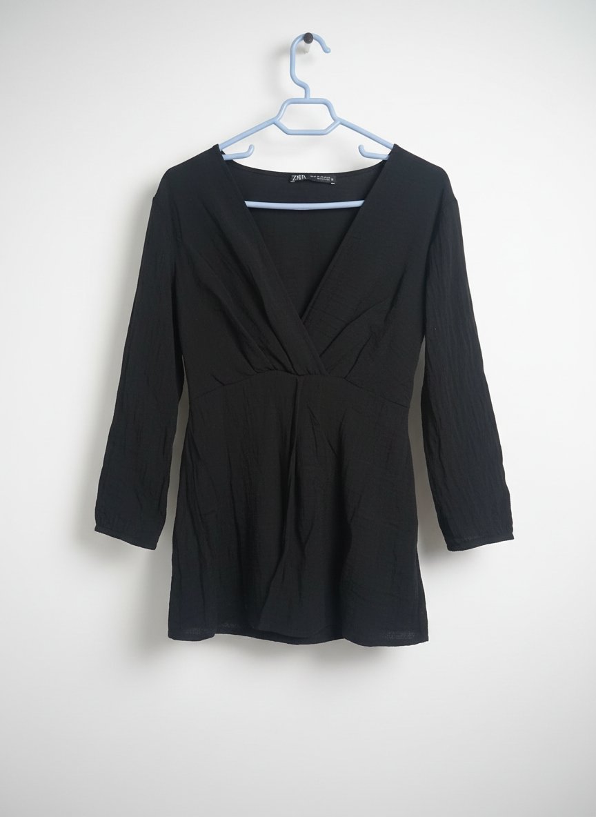 Sur vêtements, noir