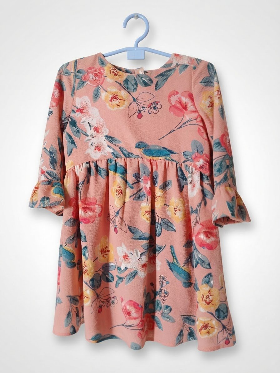 Robe fille importation 6/7 ans 