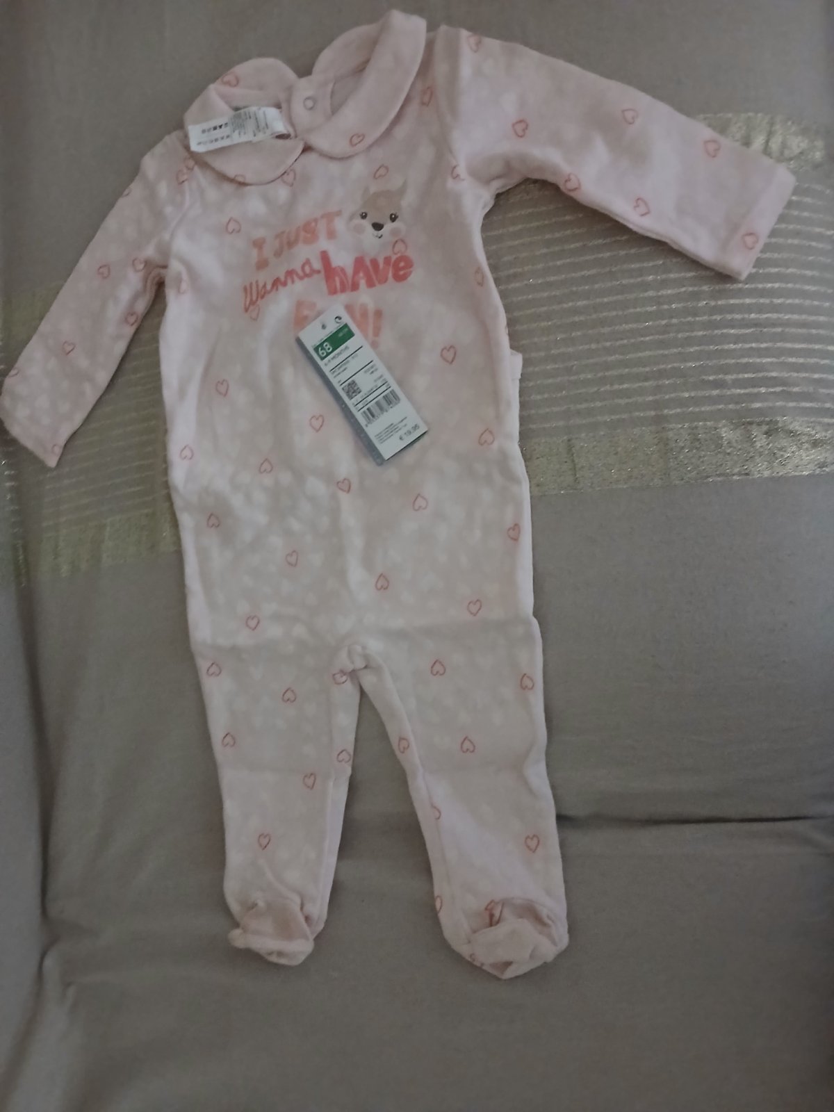 Grenier Bèbè BENETTON taille 6/9 mois 