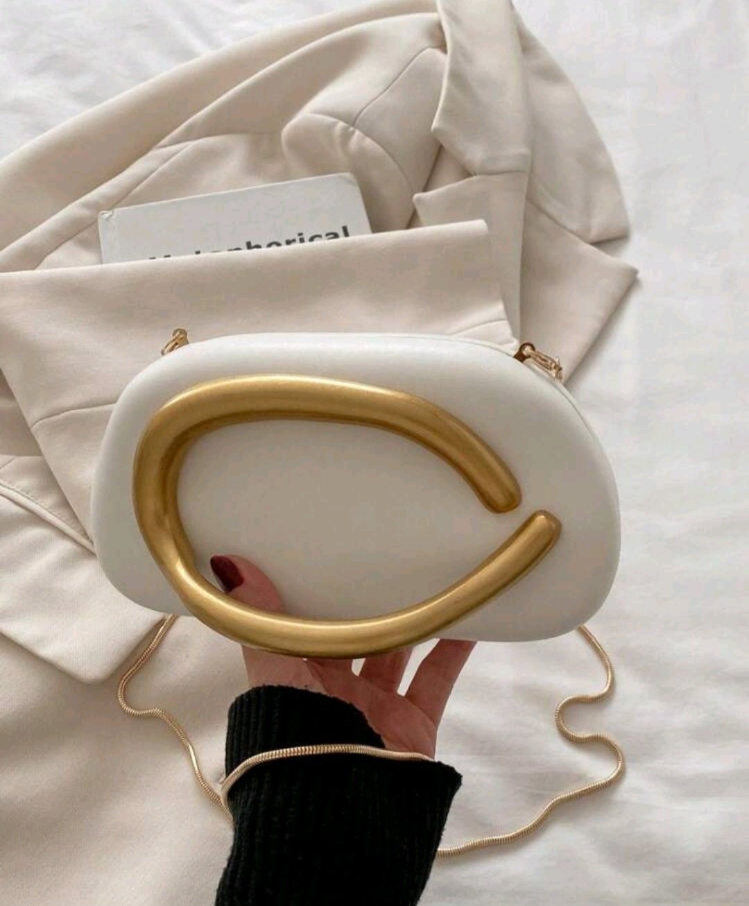 White bag 