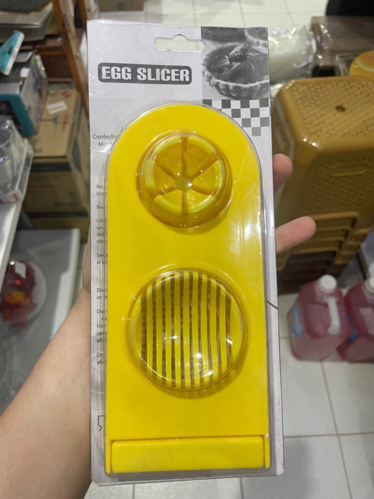 Egg slicer