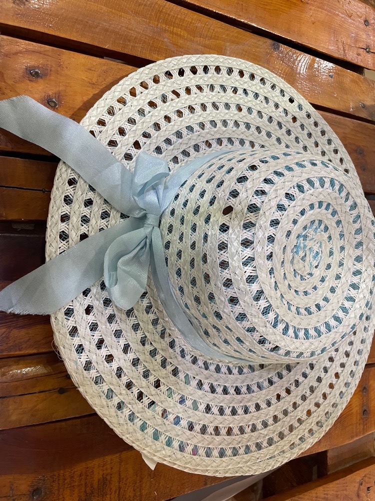 Chapeau blue 