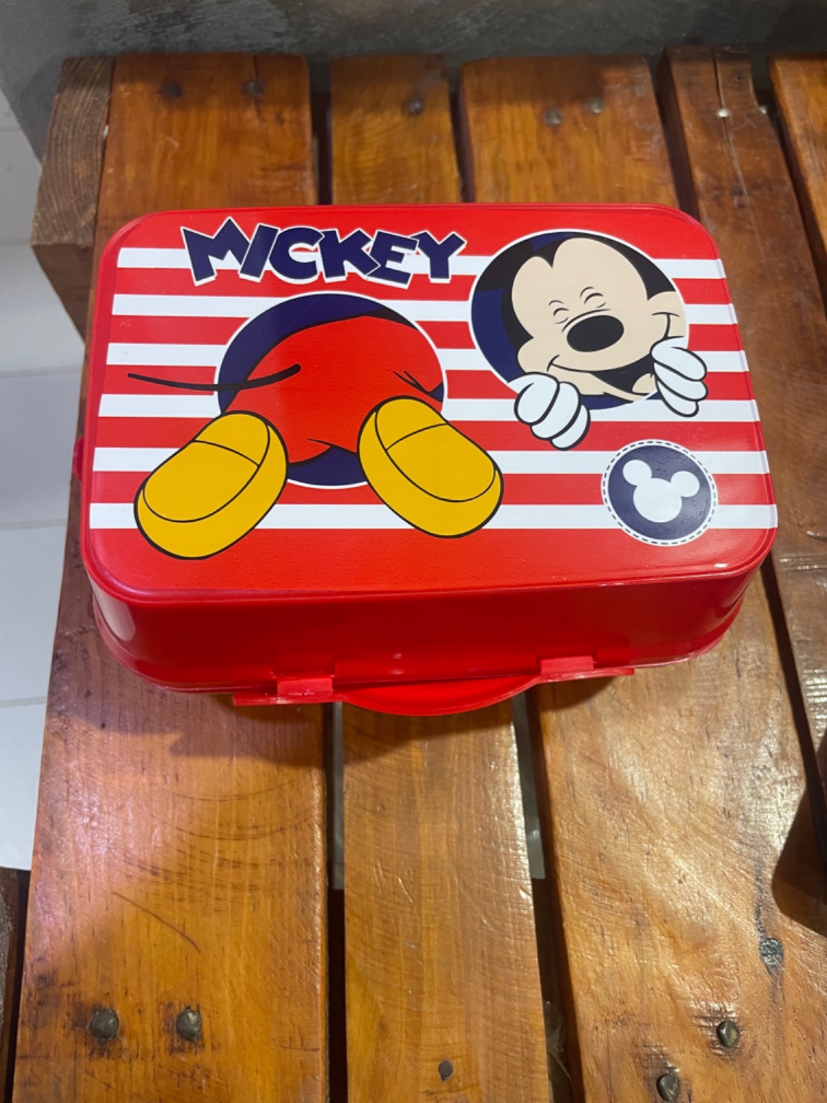 Lunch box mickey