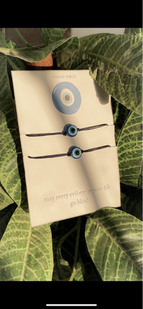 Deux braclet evil eye