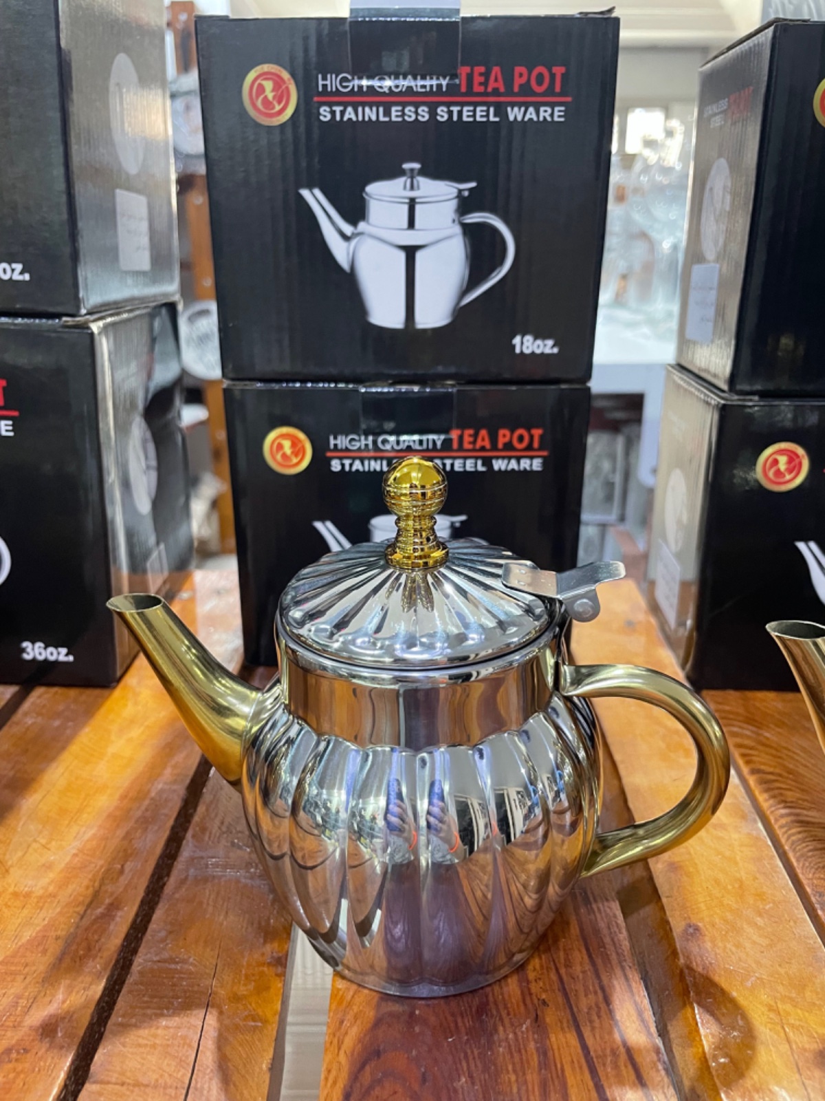 Tea pot 