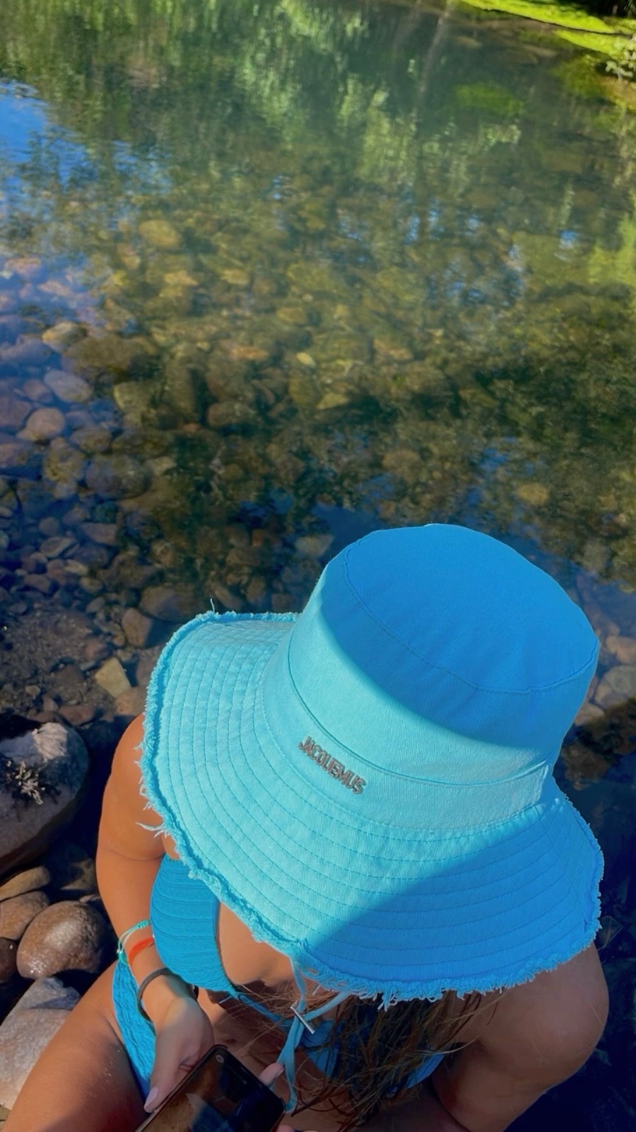 Chapeau jacquemus bleu ciel 