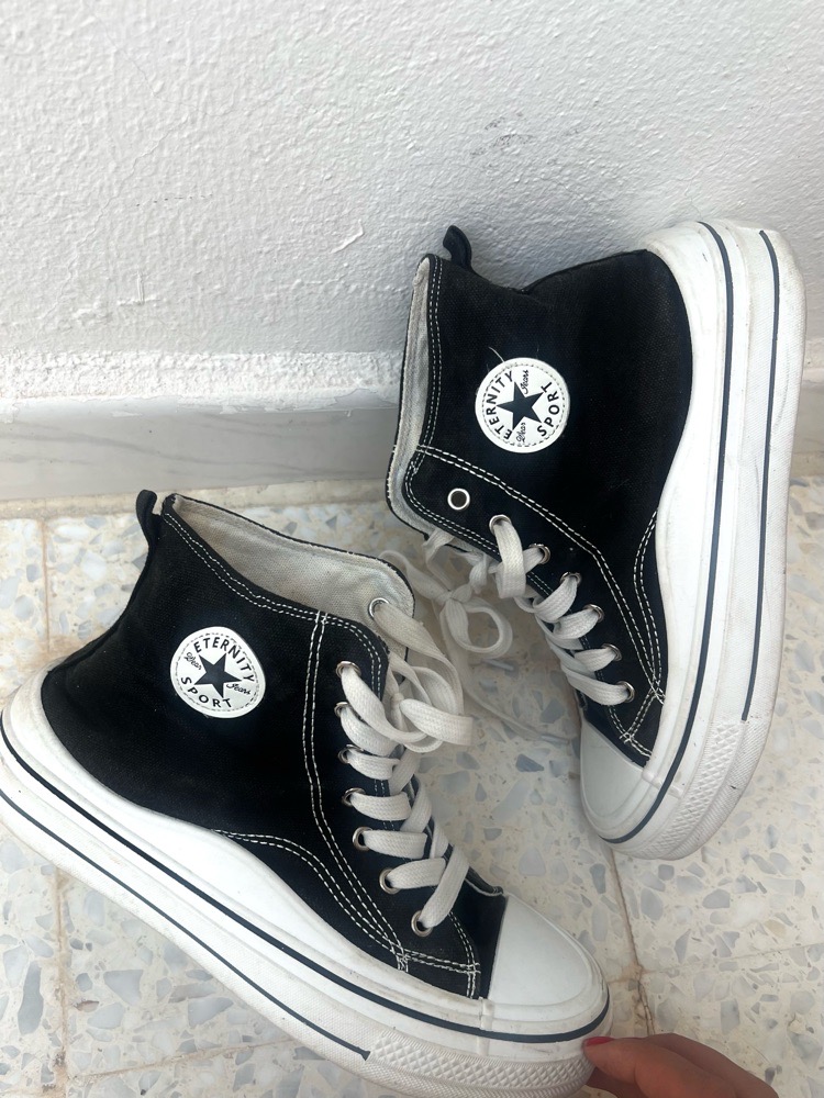 Converses 