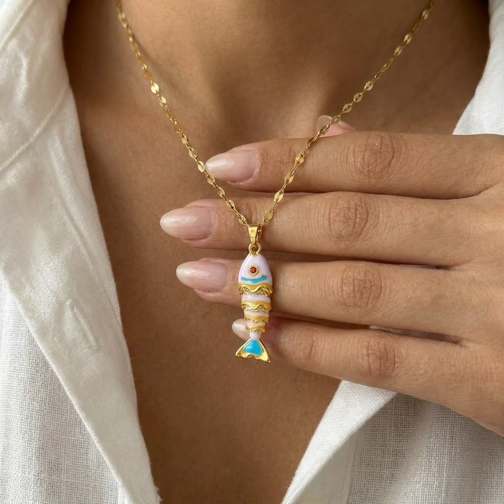 Collier houta