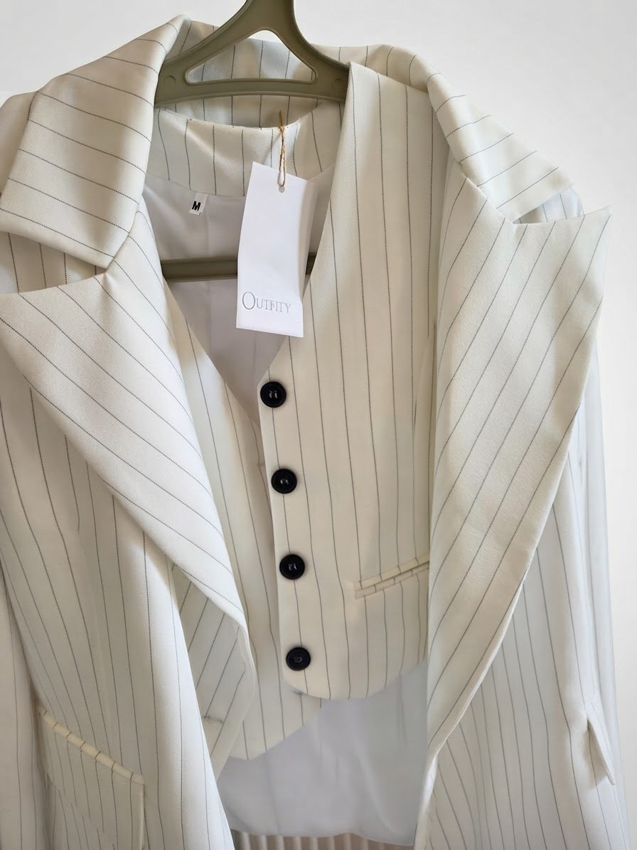 Ensemble Chic 3 Pièces Blanc à Fines Rayures (Neuf avec étiquette)