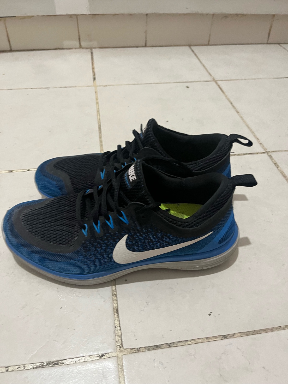 Chaussure Homme Nike RN