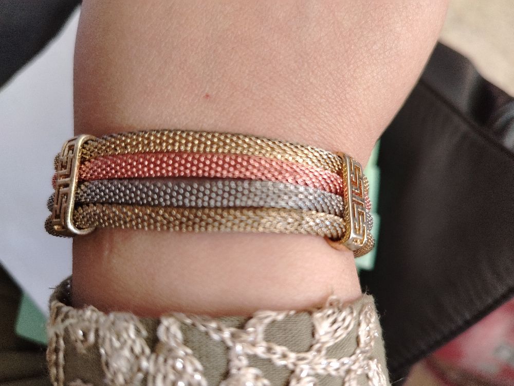 Bracelet