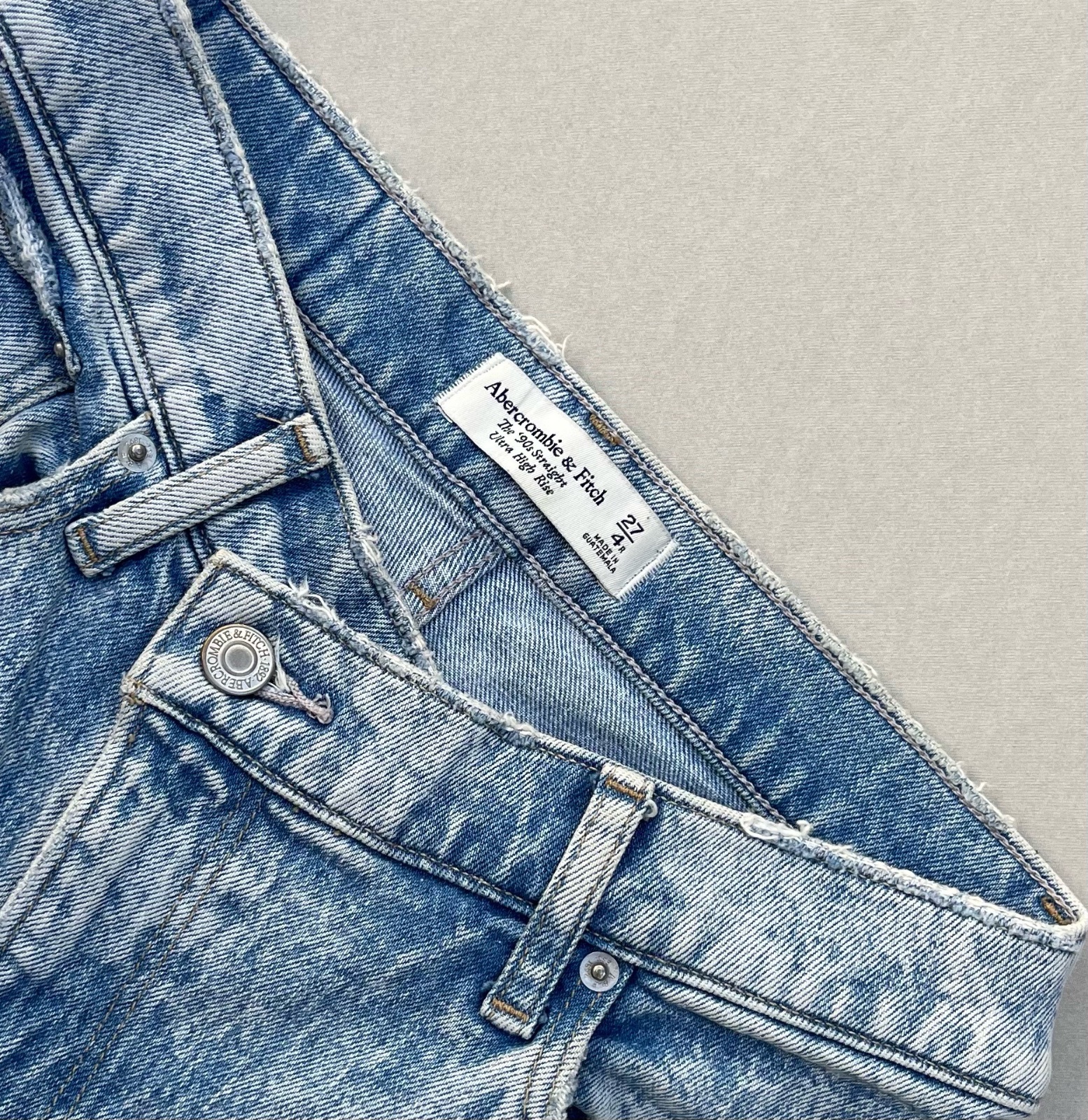 Jean 🏷️