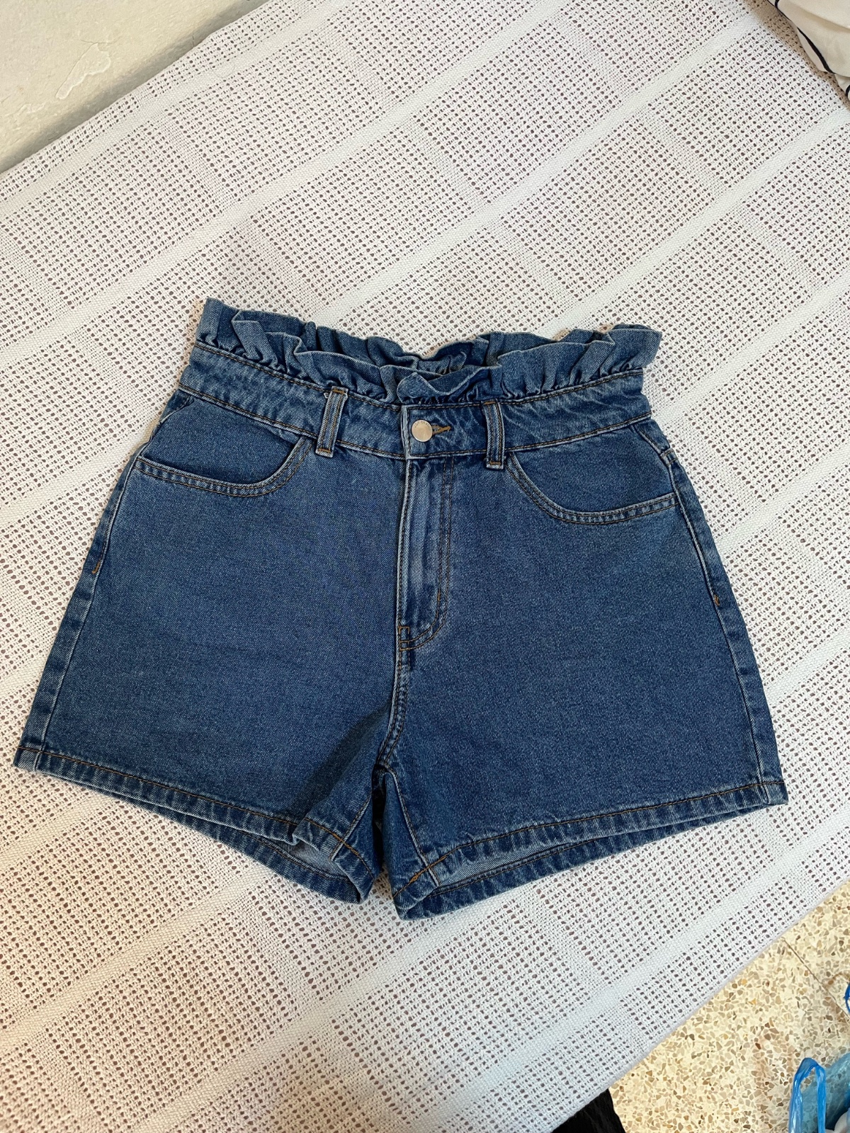 Short jeans neuf 💙