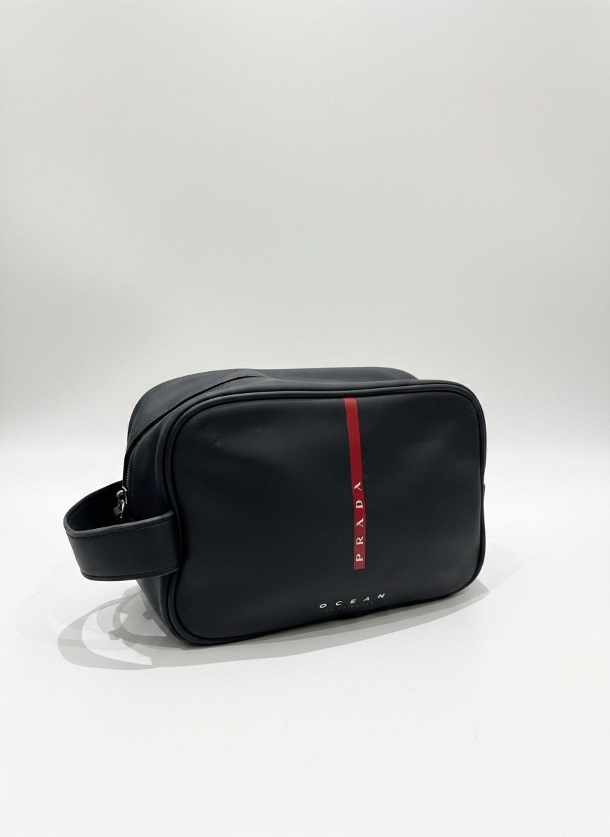 Trousse de toilette Prada 