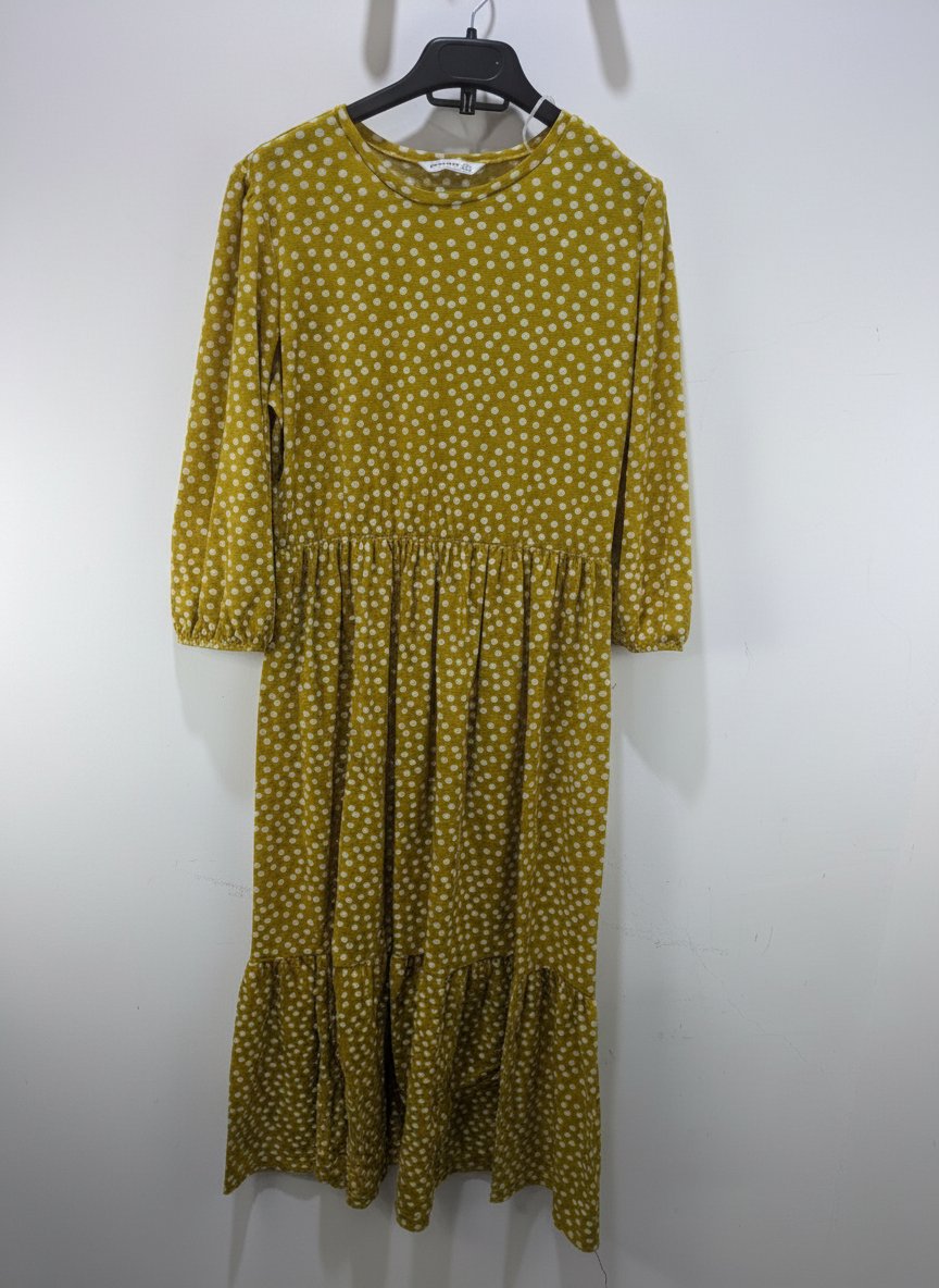  Robe Longue Stradivarius – polka dot dress 