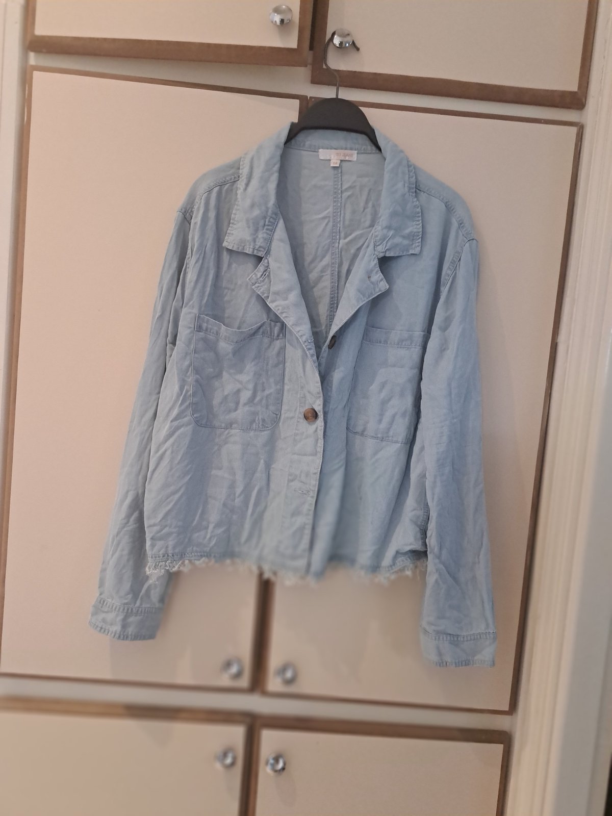 Veste djen