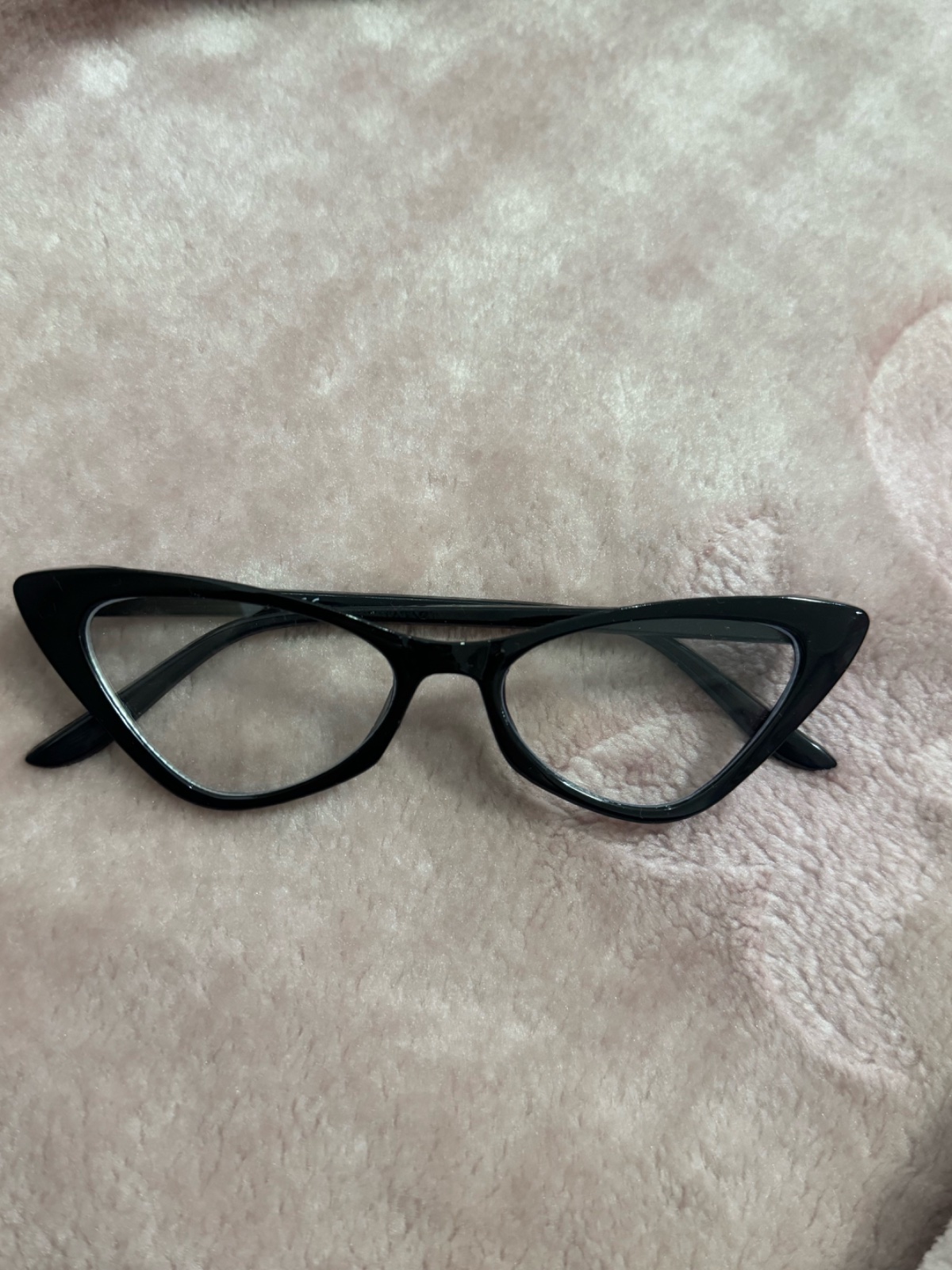 Lunettes cat-eye noires élégantes