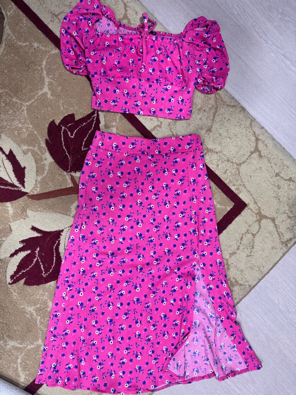 Ensemble fleuri rose