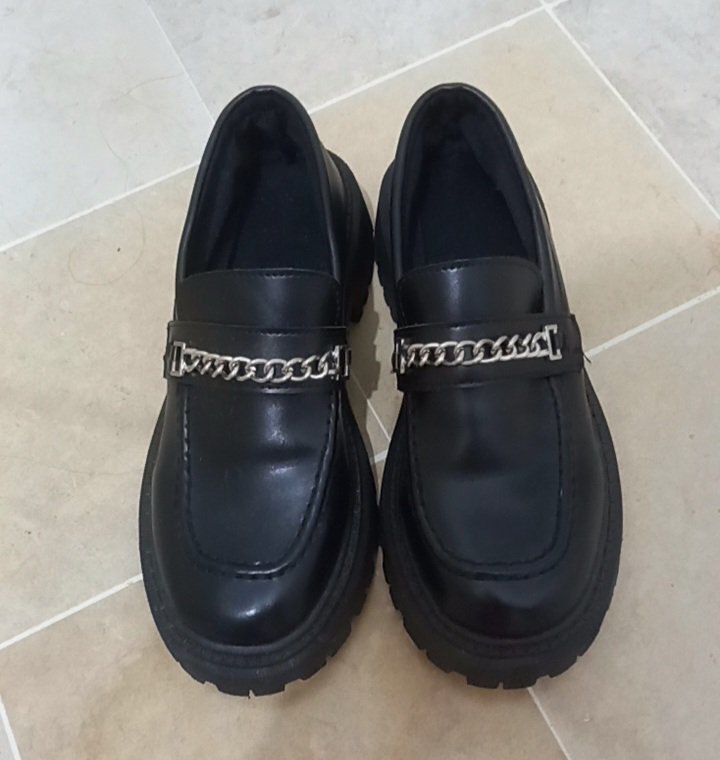 Derbies noir pointure 37 38 