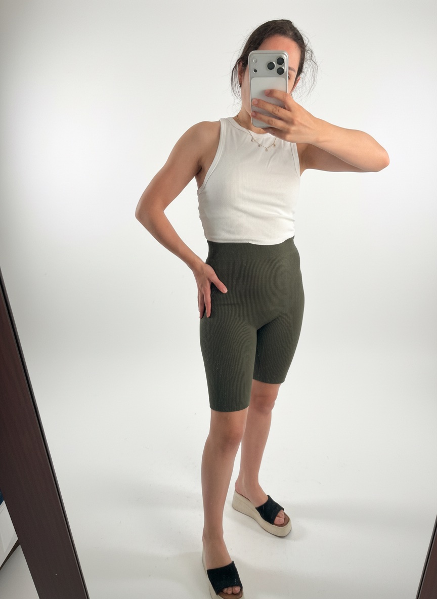 LOT DEUX SHORTS L/XL