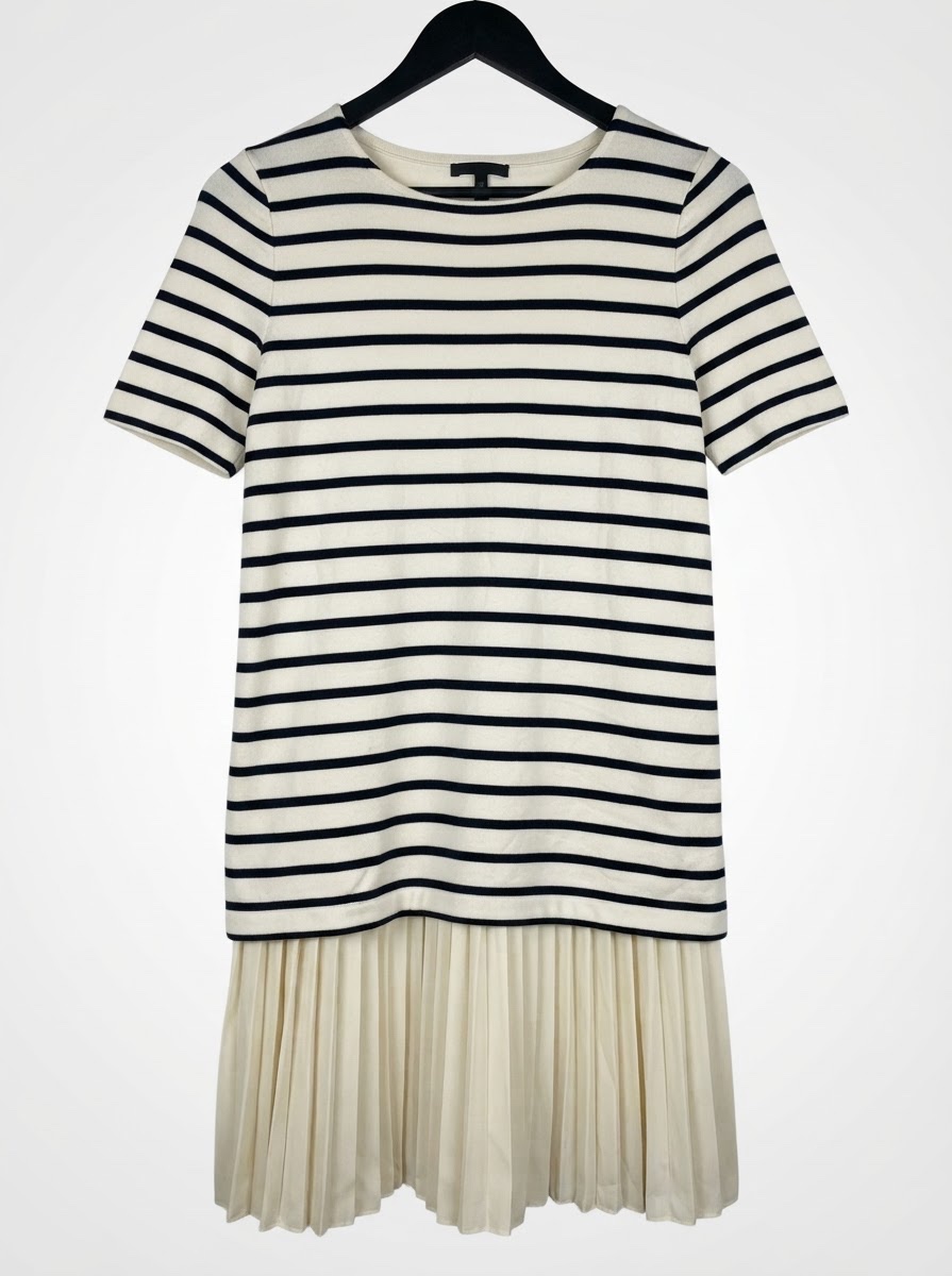 Tres belle robe Massimo dutti