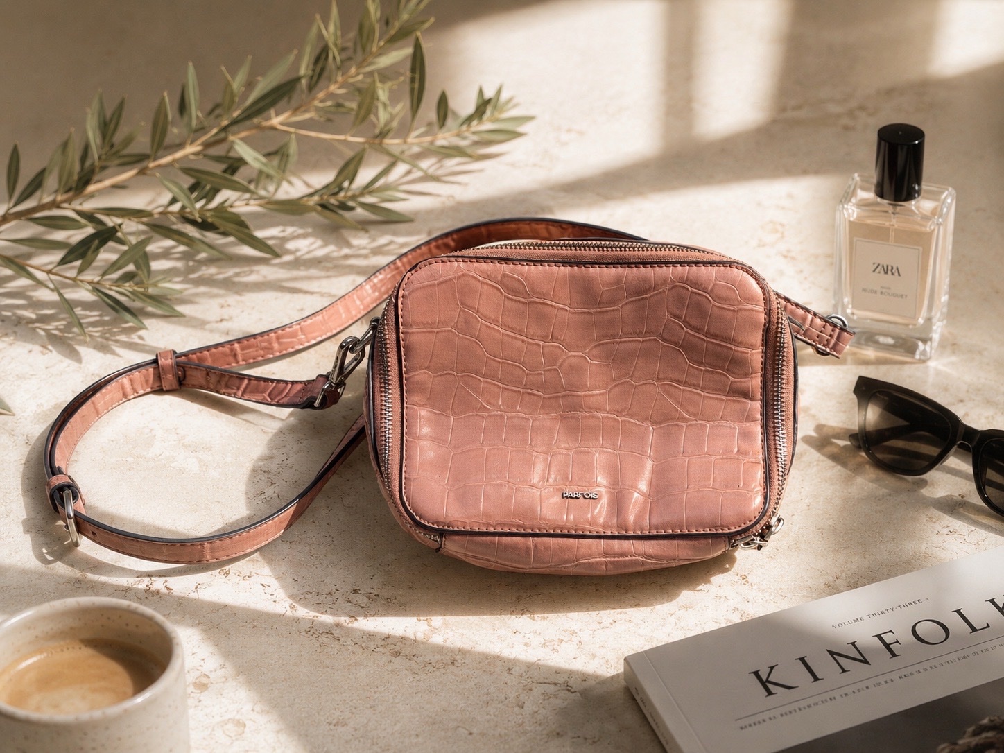 ✨ Sac bandoulière Parfois – Effet crocodile vieux rose ✨