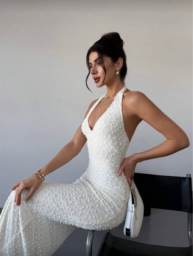 Robe brodrée 💎