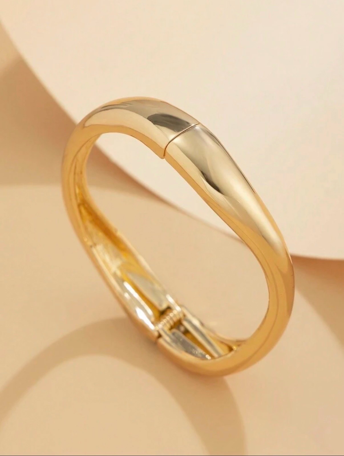 Bracelet gold