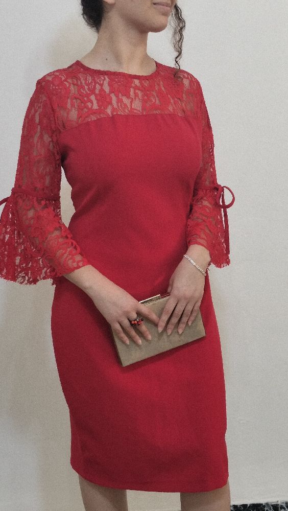 Robe rouge T44