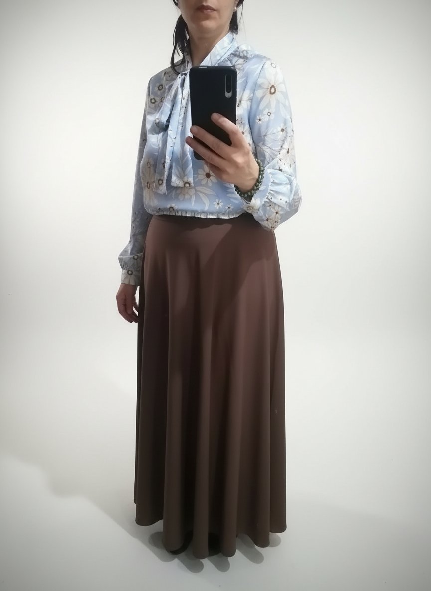 Jolie chemise et jupe fluide cloche tendance 