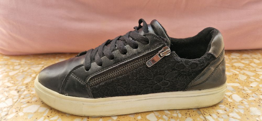 Baskets noir 