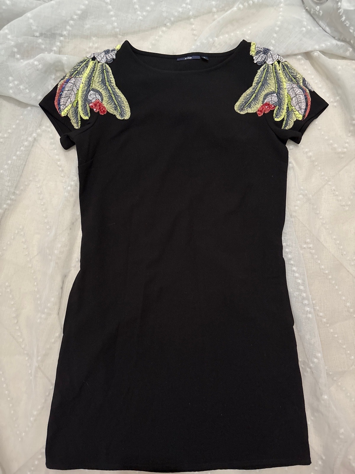 Robe noire sublime 