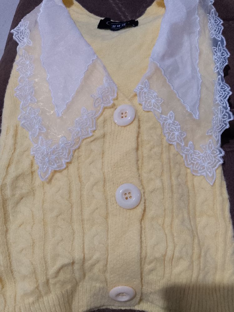 Cardigan neuf botonne