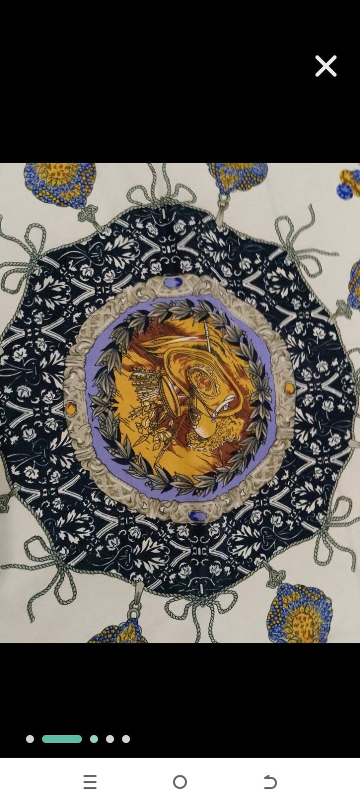 Hermes foulard presque neuf