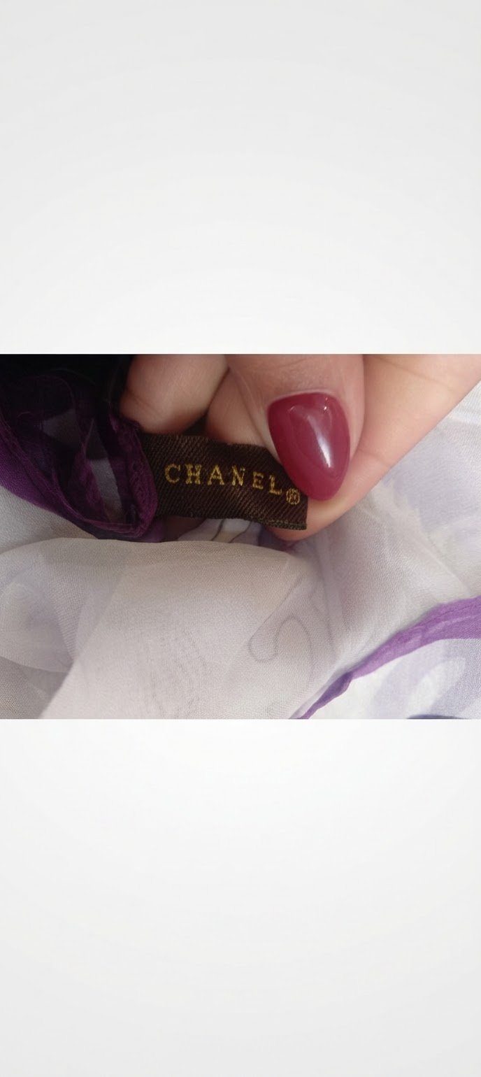 Grand foulard en soie chanel