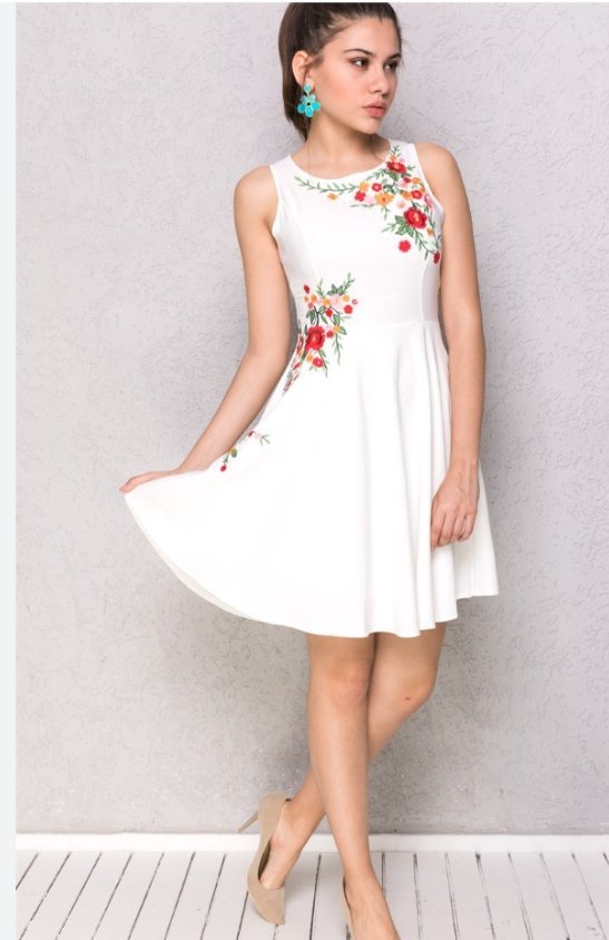 Courte dress blanc cassé 