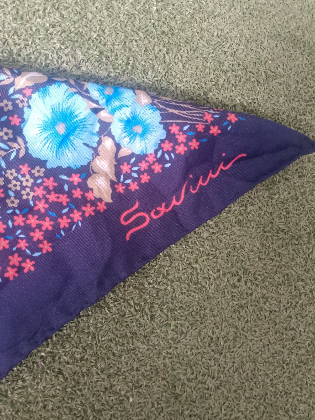 Foulard bleu fleurie 