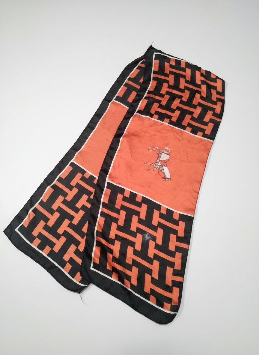 Foulard en "H"
