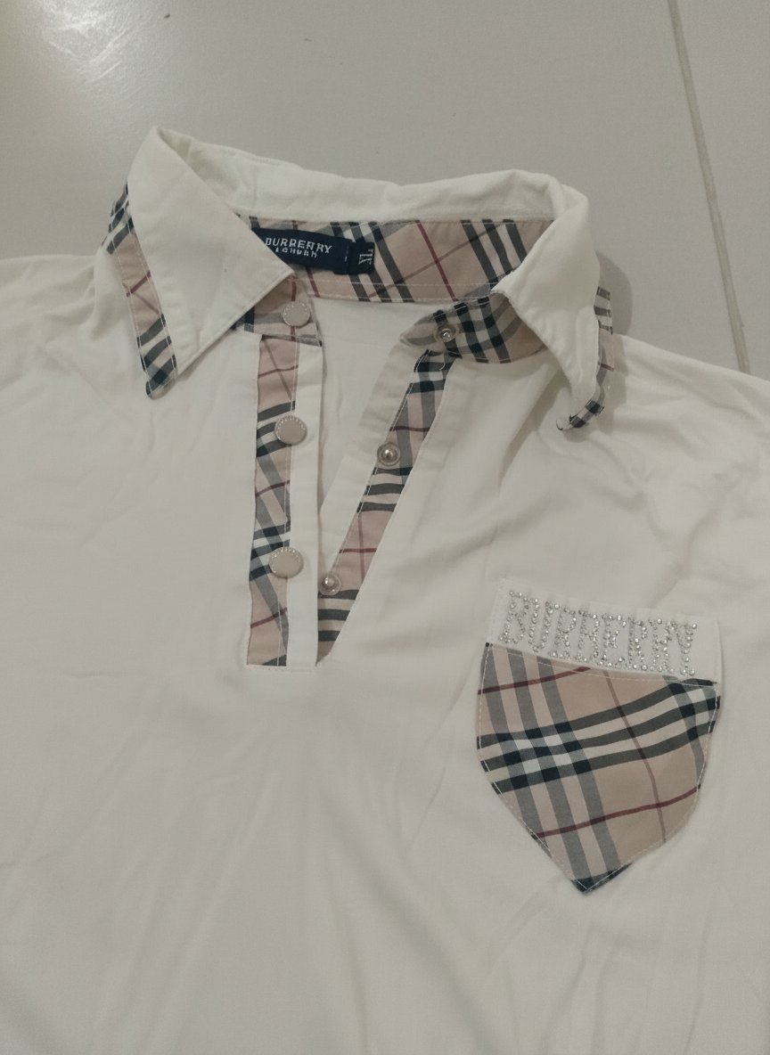 Burberry authentique 