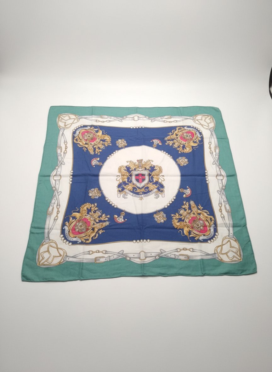 Foulard en soie vintage 80/80 neuf