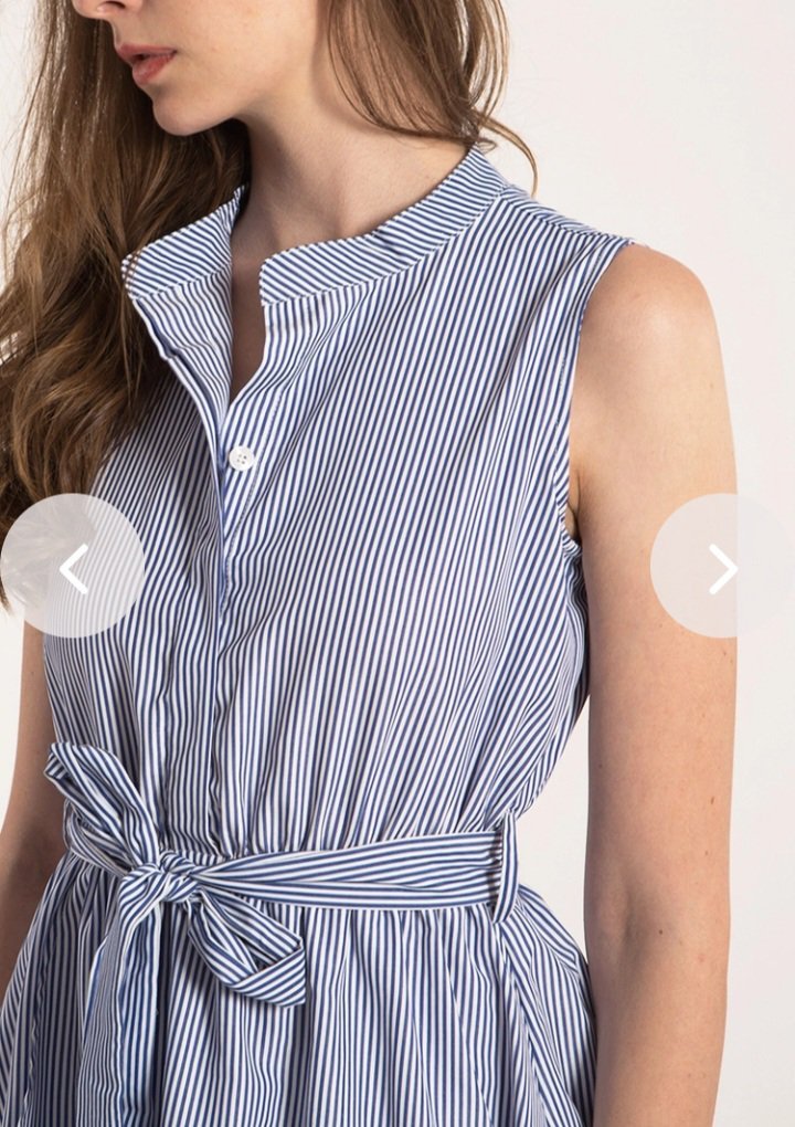 Robe avec ceinture 