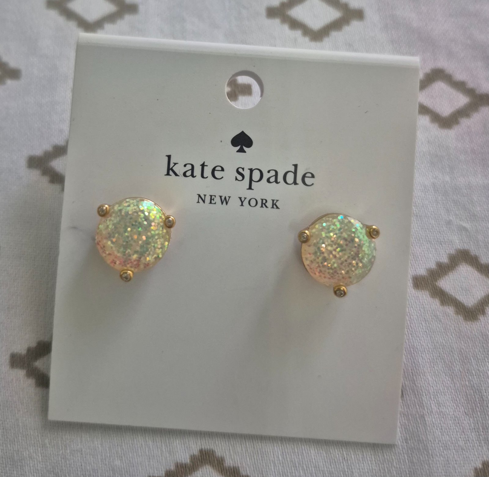 Boucles d'oreilles puces