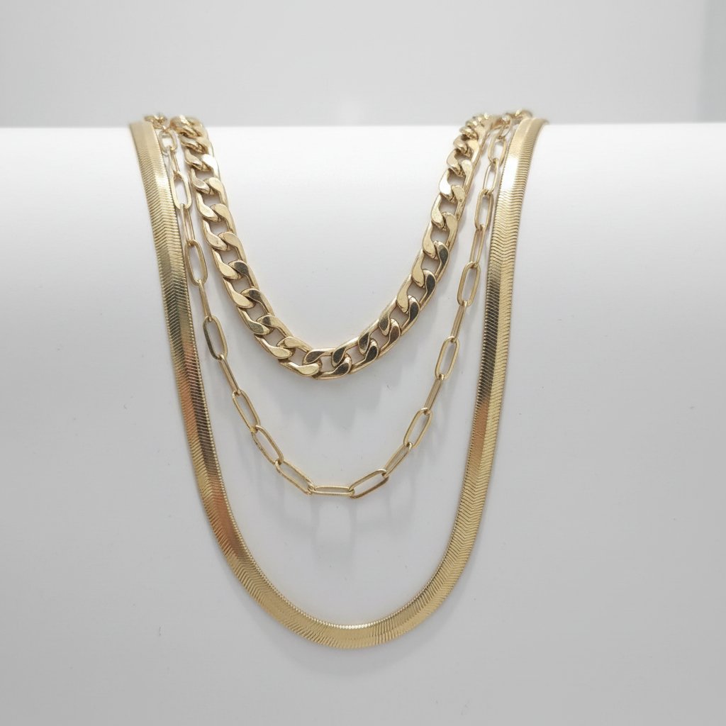 Collier à triple chaîne 