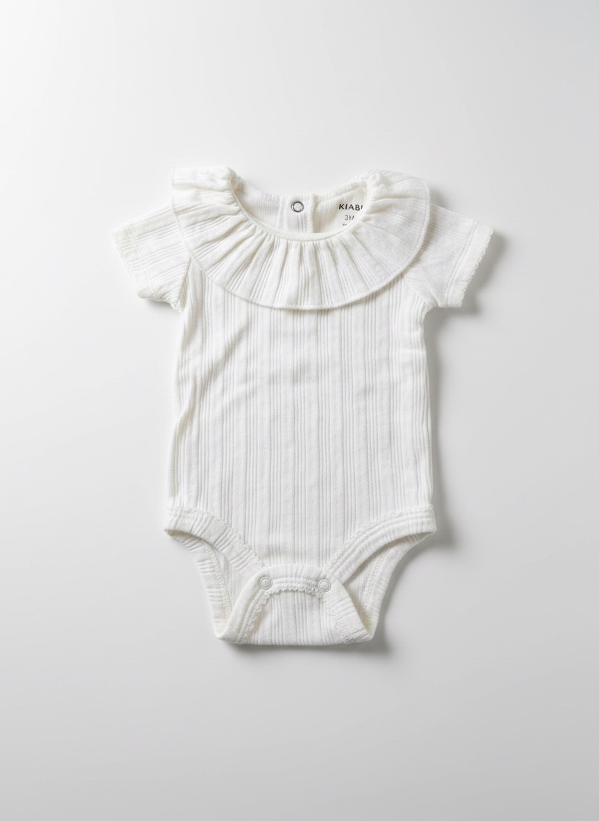 Pull en blanc 100% cotton taille 3mois neuf sans étiquette