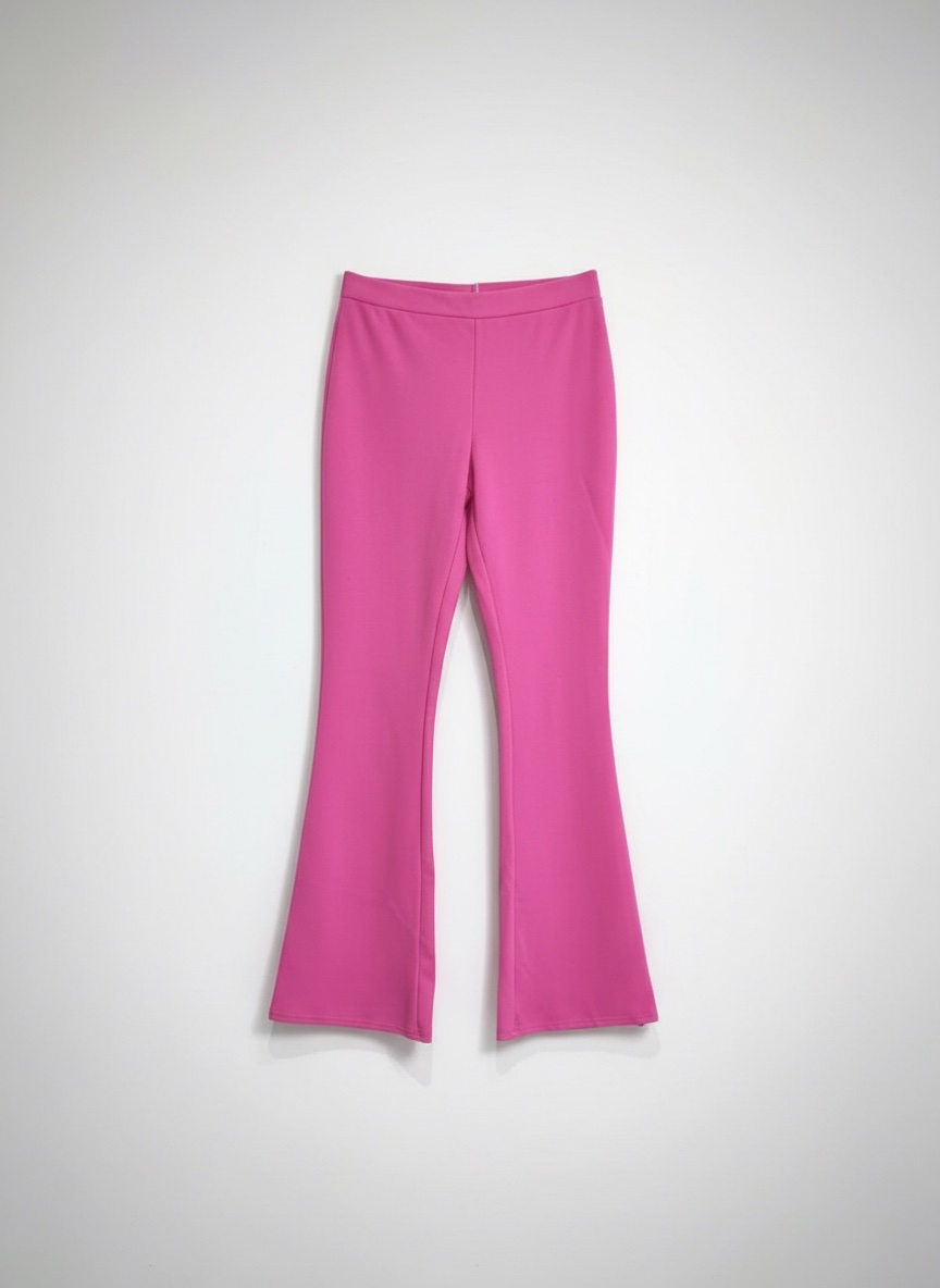 Pantalon élastiqué rose taille 36 ylabes aussi 34 en trés bon état
