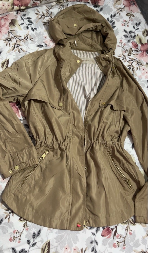 Veste zara menkom leha lcouleur yaser  mezyan taille l wtlabes m